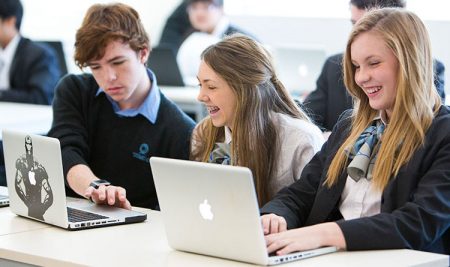 Por que o Jovem Aprendiz precisa fazer um curso de Informática?